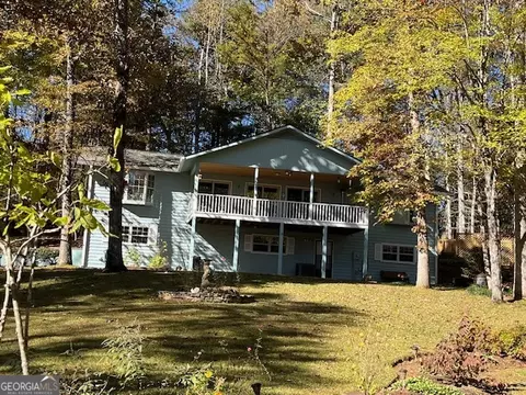5147 Summer Wood Ln, Young Harris, GA 30582