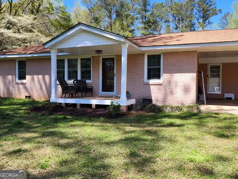 1489 Corinth Rd, Newnan, GA 30263