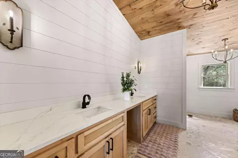 Bath - Undisclosed, Cherry Log, GA 30522 photo 1 of 16