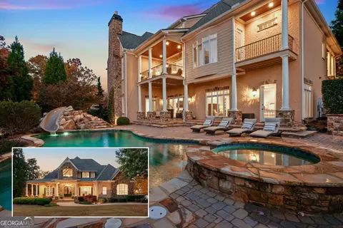 469 Rome Beauty Ln, Clarkesville, GA 30523