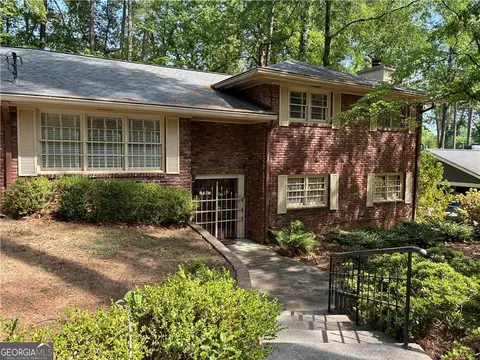 1357 Vista Leaf Dr, Decatur, GA 30033