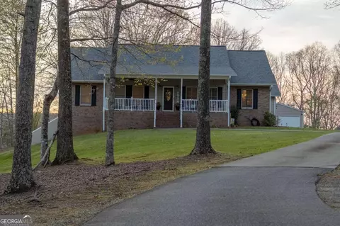 141 Chambers Mtn, Mineral Bluff, GA 30559