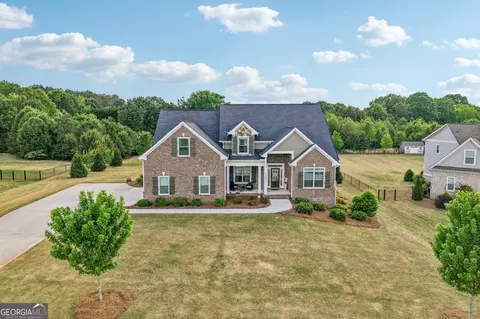 1354 Horseshoe Bend Ln, Bogart, GA 30622