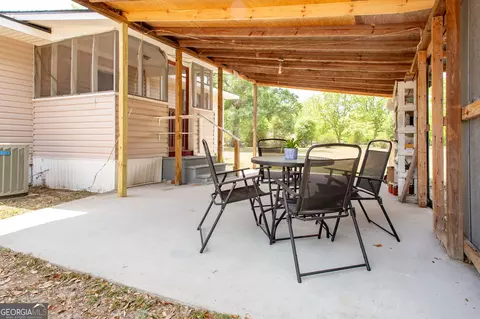 Exterior - 3113 Ware St, Blackshear, GA 31516 photo 15 of 19