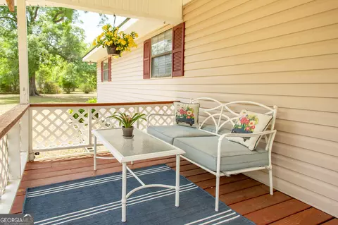 Exterior - 3113 Ware St, Blackshear, GA 31516 photo 7 of 19