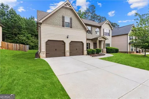 Exterior - 7946 White Oak Loop, Stonecrest, GA 30038 photo 2 of 8