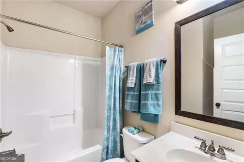 Bath - 7946 White Oak Loop, Stonecrest, GA 30038 photo 1 of 3
