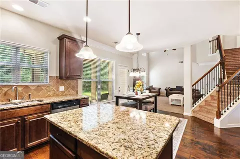 Entry Way - 7946 White Oak Loop, Stonecrest, GA 30038 photo 3 of 11