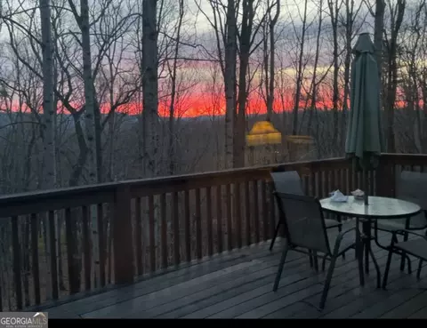 24 Sal Mountain Way, Sautee Nacoochee, GA 30571