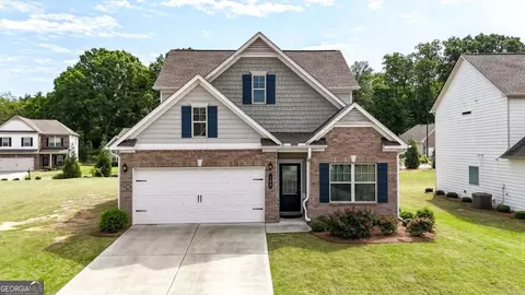 103 Willowbrook Ct, Calhoun, GA 30701