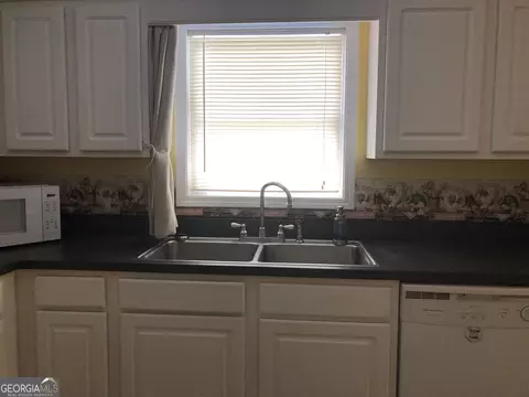 Kitchen - 1744 Campbell Rd, Covington, GA 30014 photo 4 of 4