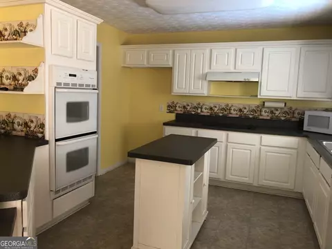 Kitchen - 1744 Campbell Rd, Covington, GA 30014 photo 1 of 4