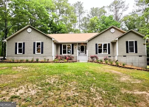 134 Sovereign Trl, Brooks, GA 30205