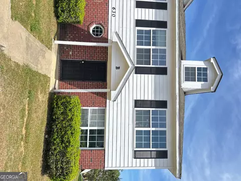 630 Mill Stone Blf #B, Monroe, GA 30655