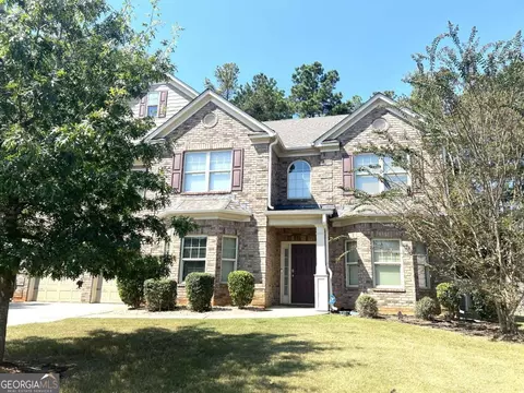 510 Summer Brooke Ln, Fairburn, GA 30213