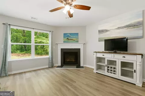 Living - 175 Pine Ridge Rd, Covington, GA 30016 photo 1 of 1