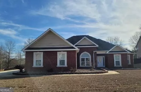 225 Morgan Ranch Cir, Bonaire, GA 31005