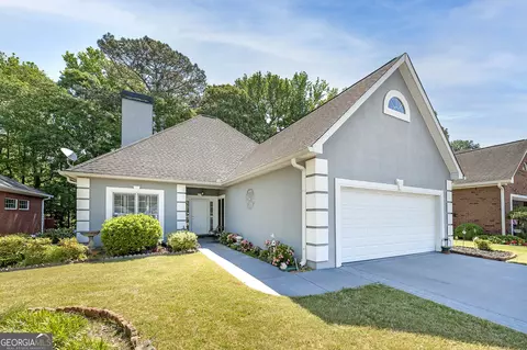 7578 Livingston Dr, Jonesboro, GA 30236