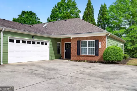 4304 Commonwealth Cir, Newnan, GA 30263
