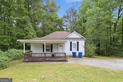 4860 Delano Rd, College Park, GA 30349