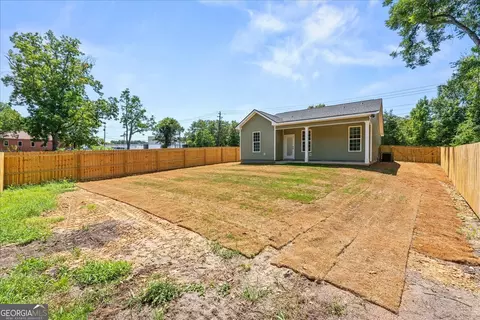 Exterior - 596 O Neal St, Thomson, GA 30824 photo 3 of 3