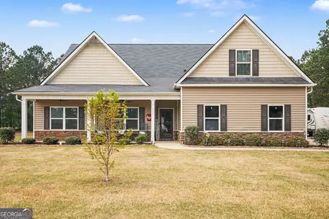 Exterior - 239 Dixon Cir, Williamson, GA 30292 photo 1 of 6