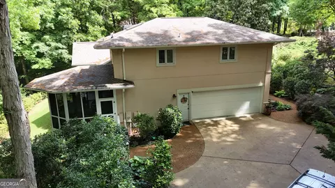Exterior - 103 Canterbury Ct, Lagrange, GA 30240 photo 14 of 18