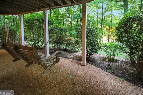 Exterior - 103 Canterbury Ct, Lagrange, GA 30240 photo 5 of 18