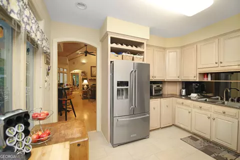 Kitchen - 103 Canterbury Ct, Lagrange, GA 30240 photo 1 of 2