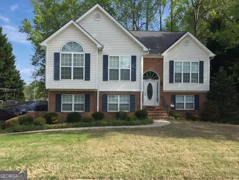 180 Pecan Ridge Dr, Fayetteville, GA 30215