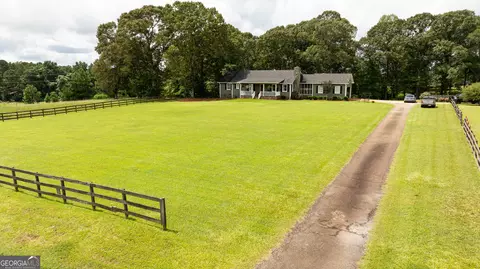 976 Windsweep Farm Rd, Thomaston, GA 30286