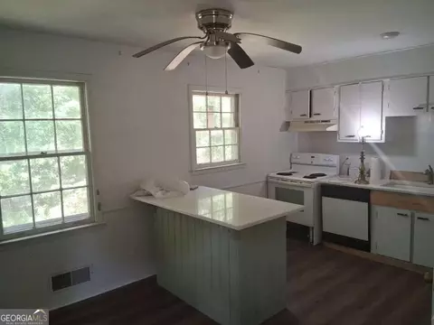 Other - 2840 Somerton Dr, Morrow, GA 30260 photo 4 of 7