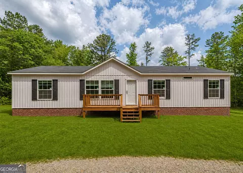 14 Sartain Dr, Commerce, GA 30530