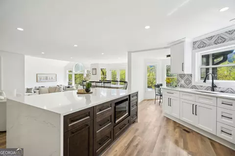 Kitchen - 2020 Tamarack Dr, Jasper, GA 30143 photo 3 of 7