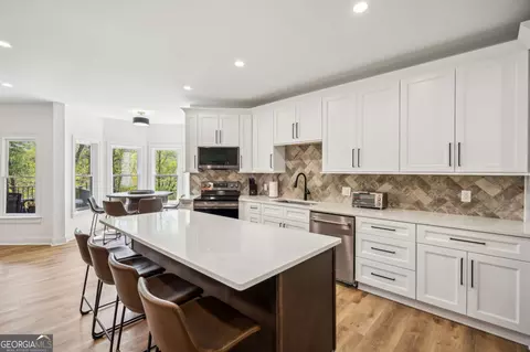Kitchen - 2020 Tamarack Dr, Jasper, GA 30143 photo 6 of 7