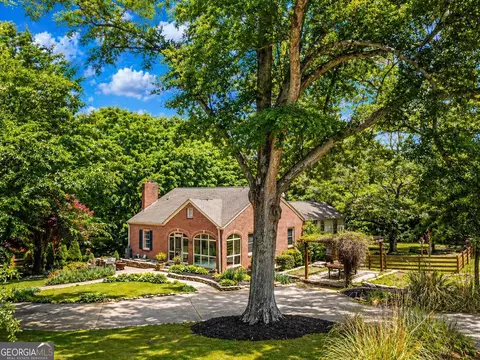 433 S Peachtree St, Norcross, GA 30071
