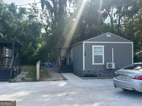 1410 Martin Luther King Jr Blvd, Brunswick, GA 31520