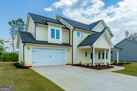 Exterior - 119 Boulder Dr, Toccoa, GA 30577 photo 2 of 10