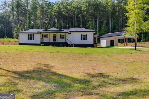 103 Tiffany Dr, Franklin, GA 30217