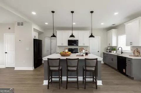 Kitchen - 137 Boulder Dr, Toccoa, GA 30577 photo 1 of 5