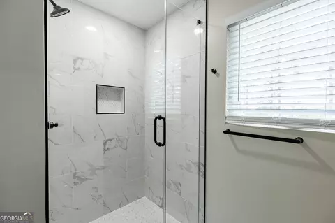 Bath - 137 Boulder Dr, Toccoa, GA 30577 photo 5 of 5