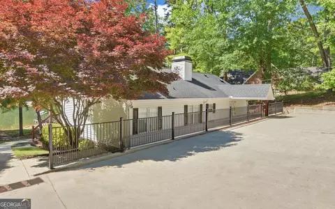 Exterior - 123 Ridgemore Cir, Toccoa, GA 30577 photo 8 of 11