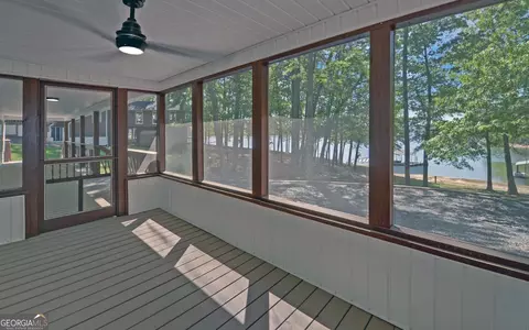 Exterior - 123 Ridgemore Cir, Toccoa, GA 30577 photo 6 of 11