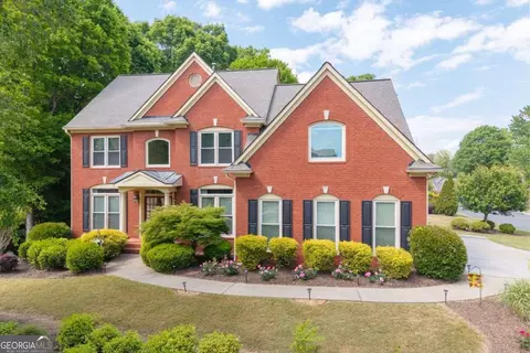 1850 Chattahoochee Run Dr, Suwanee, GA 30024