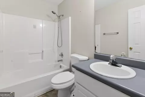 Bath - 2902 Rasha Dr, Augusta, GA 30906 photo 3 of 3