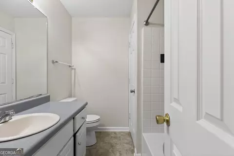 Bath - 2902 Rasha Dr, Augusta, GA 30906 photo 2 of 3