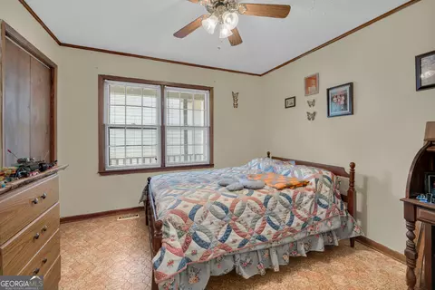Bedroom - 1894 Athens Rd, Carnesville, GA 30521 photo 2 of 3