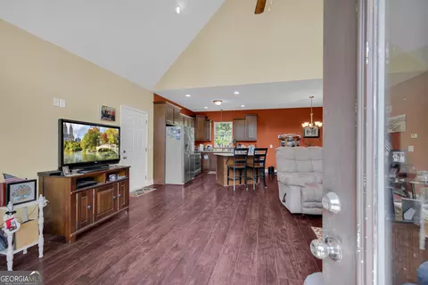 Entry Way - 1894 Athens Rd, Carnesville, GA 30521 photo 1 of 1