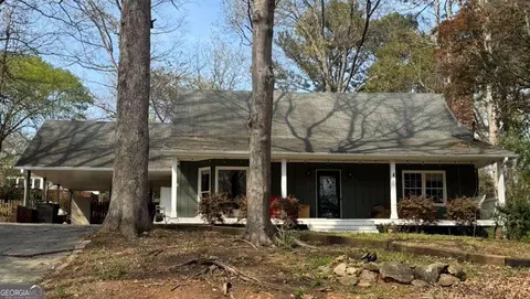 26 Ridgewood Dr, Cartersville, GA 30120