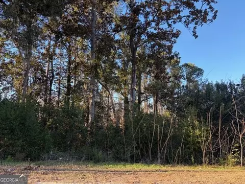 2006 N Sherwood Dr, Valdosta, GA 31602